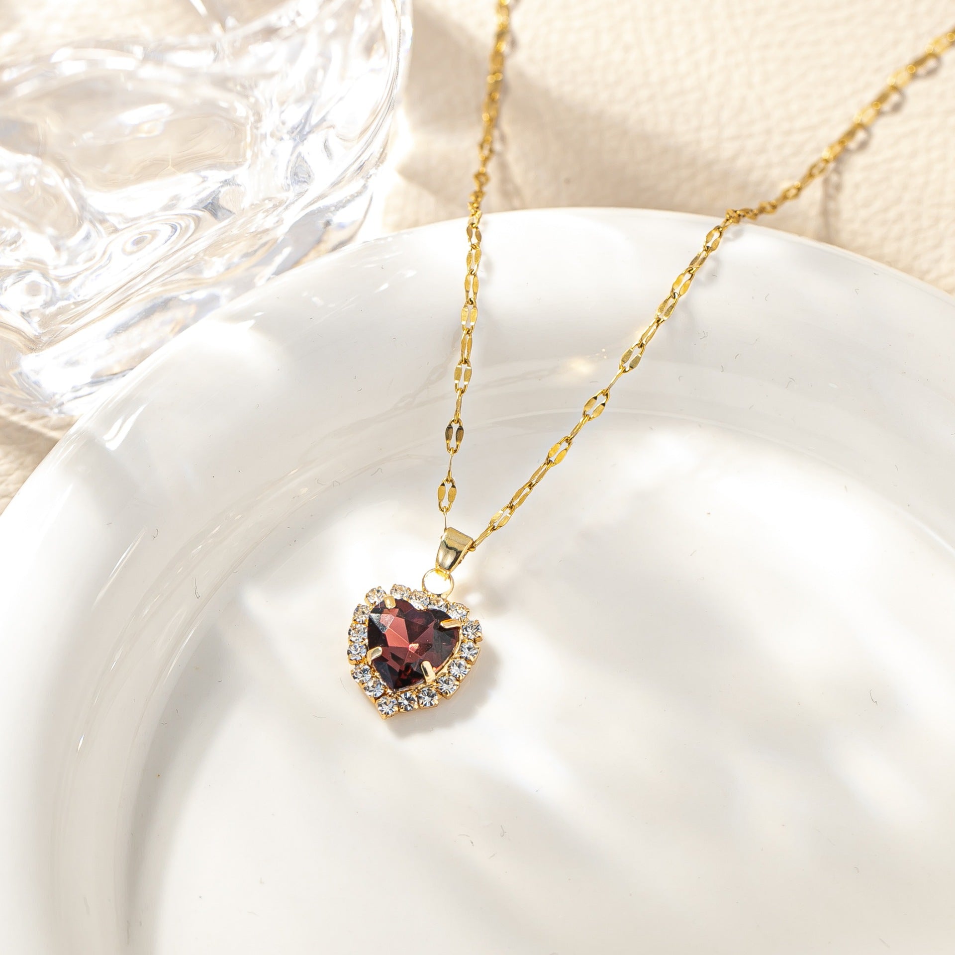 Wholesale Twelve Birthstone Necklace Micro-Inlaid Zirconia Heart-Shaped Clavicle Necklace